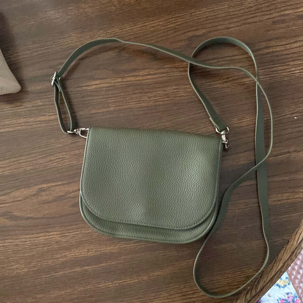 Jewel by Thirty One crossbody
